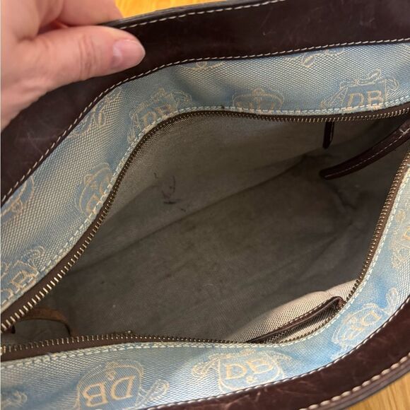 Dooney & Bourke East West Canvas / Leather Trim Donegal Crest Tote Shoulder Bag - Picture 11 of 16